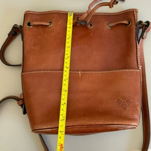 Patricia Nash Leather Crossbody Bucket Bag - Picture 9 of 9